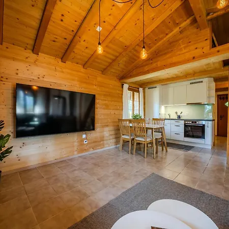 Mountain - Hot Tub & Sunset Views Διαμέρισμα