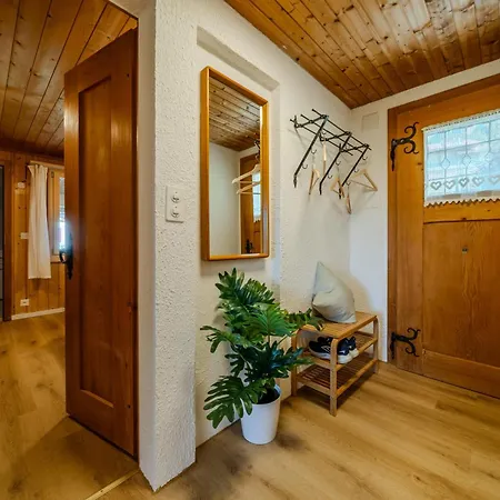 Διαμέρισμα Mountain - Hot Tub & Sunset Views Axalp