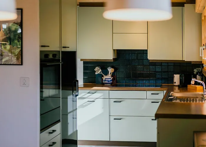 Mountain - Hot Tub & Sunset Views Lejlighed