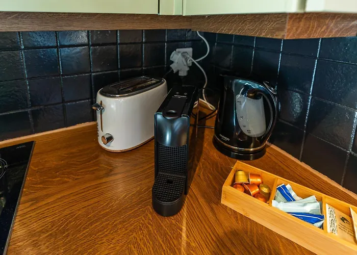 Mountain - Hot Tub & Sunset Views 公寓