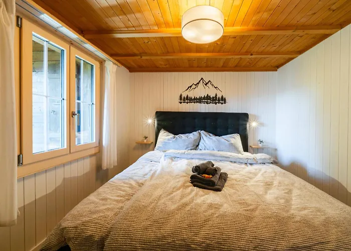 Mountain - Hot Tub & Sunset Views * Axalp