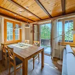 شقة Mountain - Hot Tub & Sunset Views اكسالب